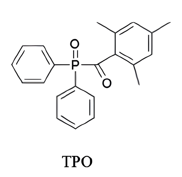 TPO-haltige Produkte bei VETO NAILS